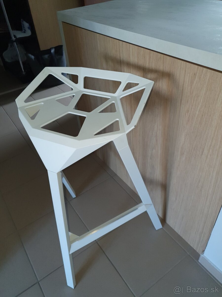 Design barová stolička