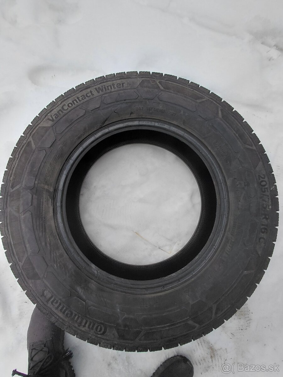 Predám pneu Continental 205 75 R16 C