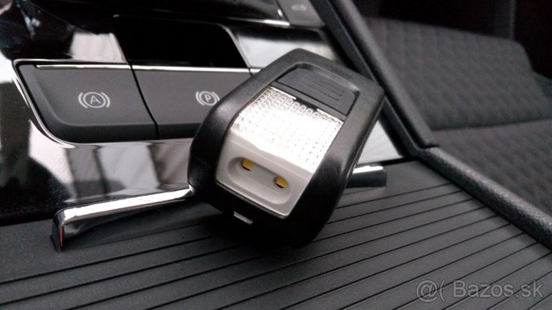 Origo SKODA VW LED Baterka Do Kufra