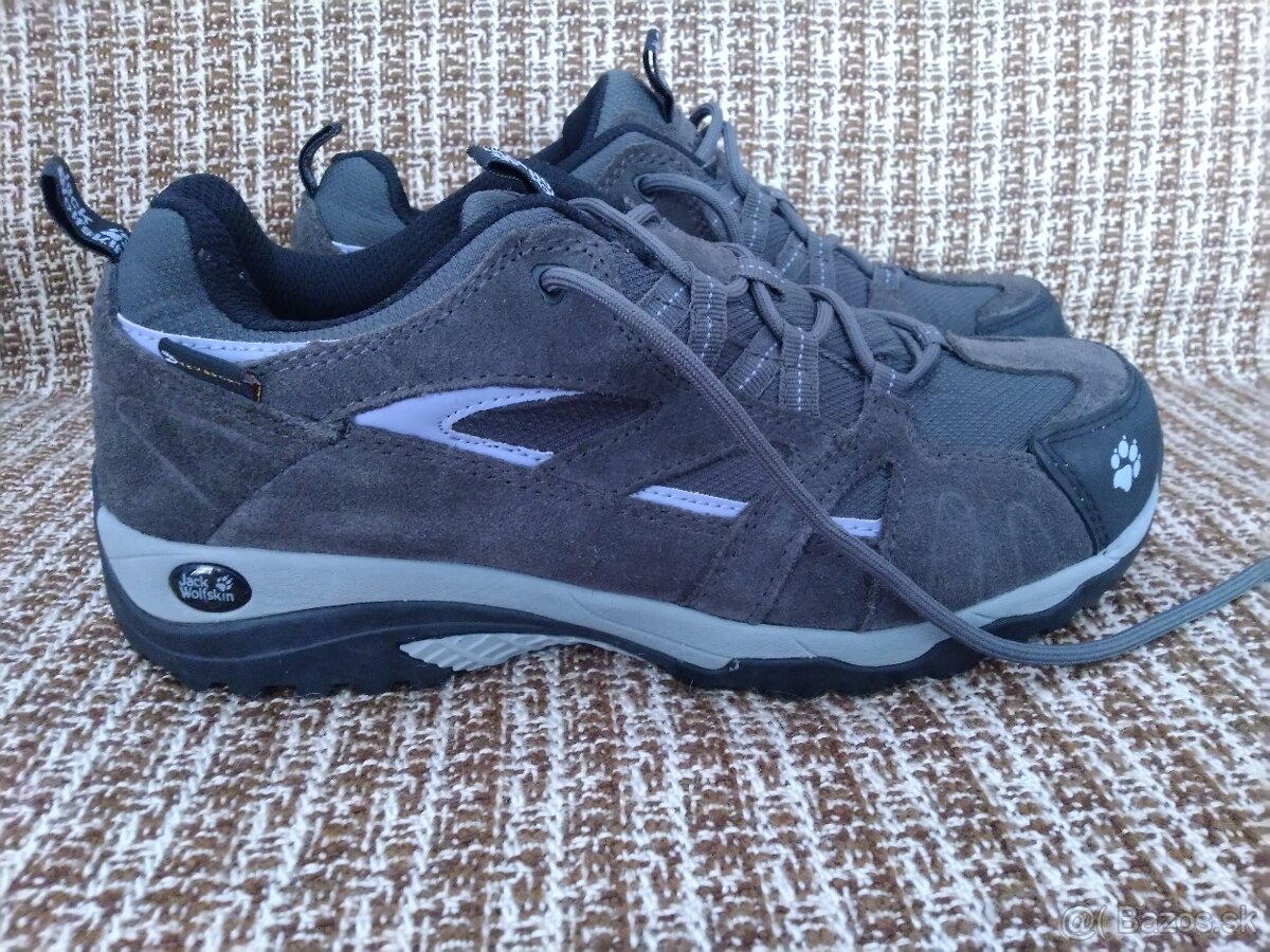 Dámske trekingové topánky Jack Wolfskin