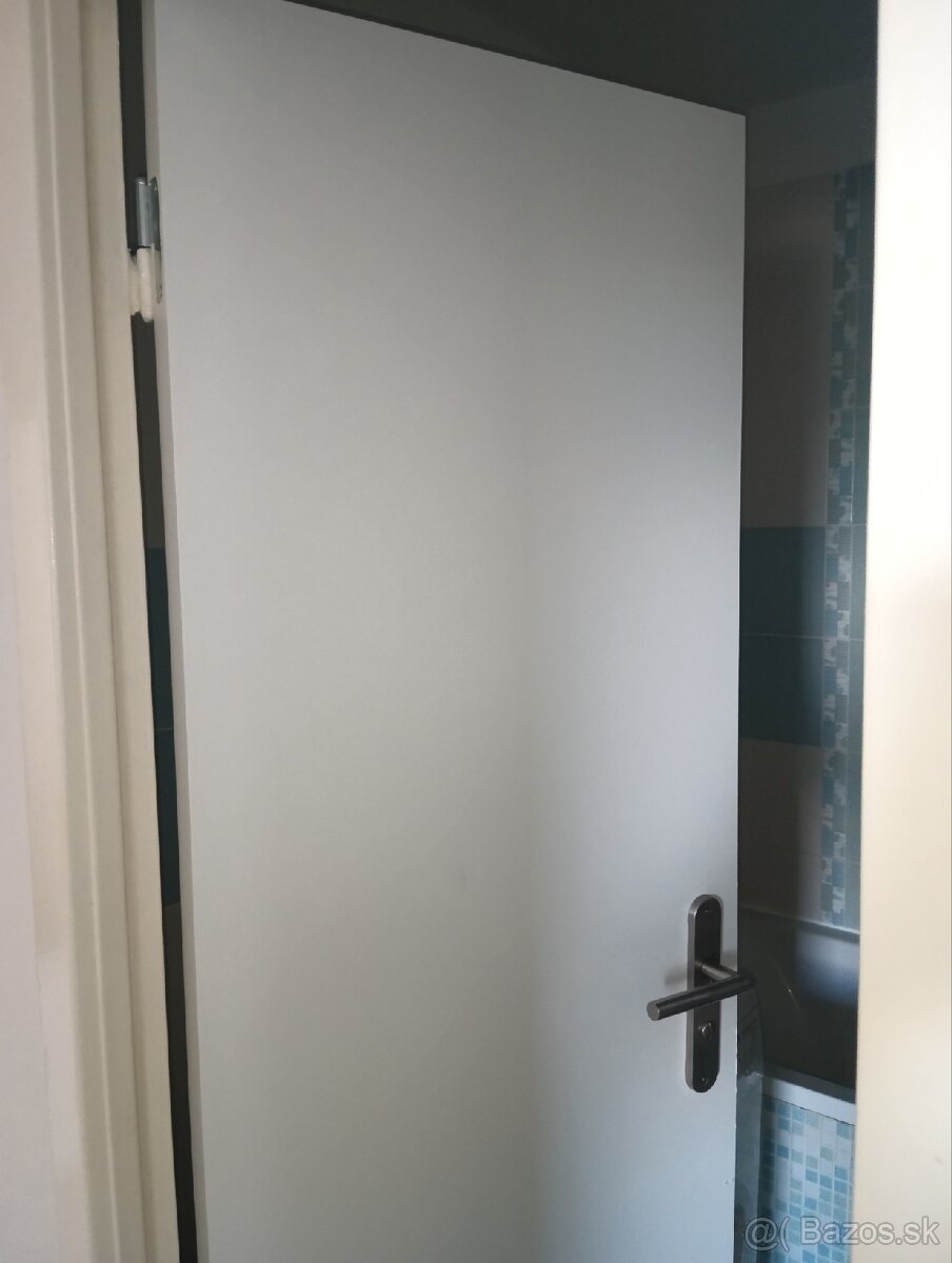 Bezfalcove interierove dvere Lave a prave