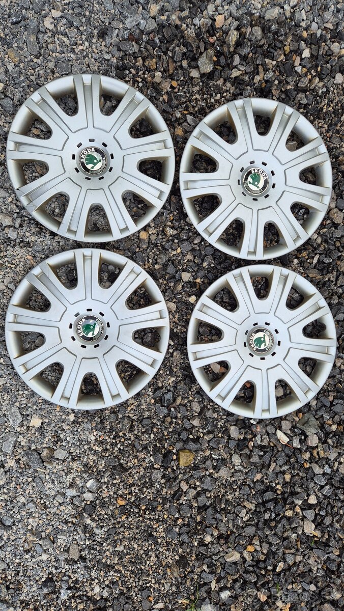 Puklice Škoda 15"