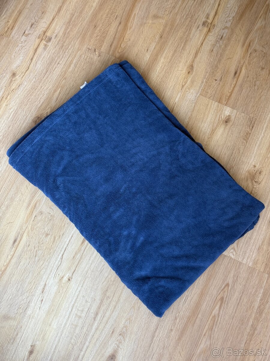 OEKO-TEX STANDARD 100 Pohodlná deka, TMAVOMODRÁ