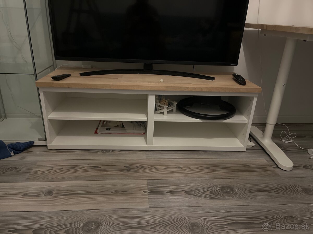 TV stolík IKEA Besta