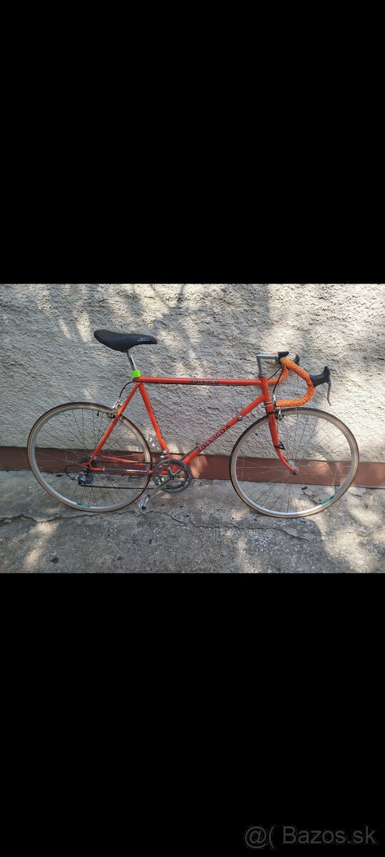 Cestný bicykel Colnago