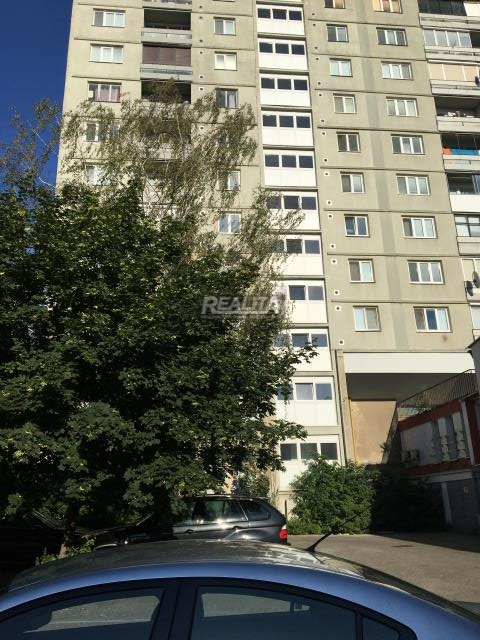 SVETLÝ 2-IZB. BYT, CENTRUM-STARÉ MESTO, BALKÓN