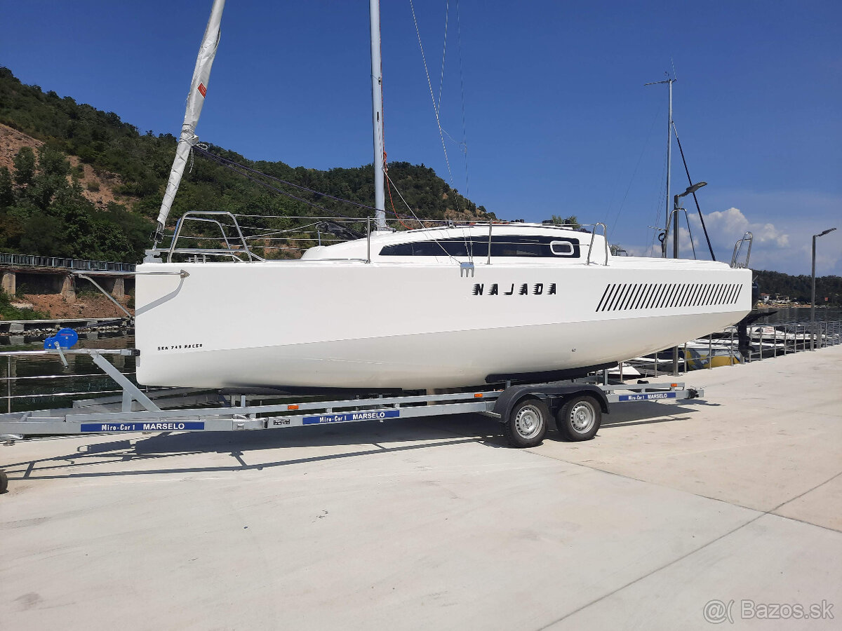 Predám kajutovú plachetnicu