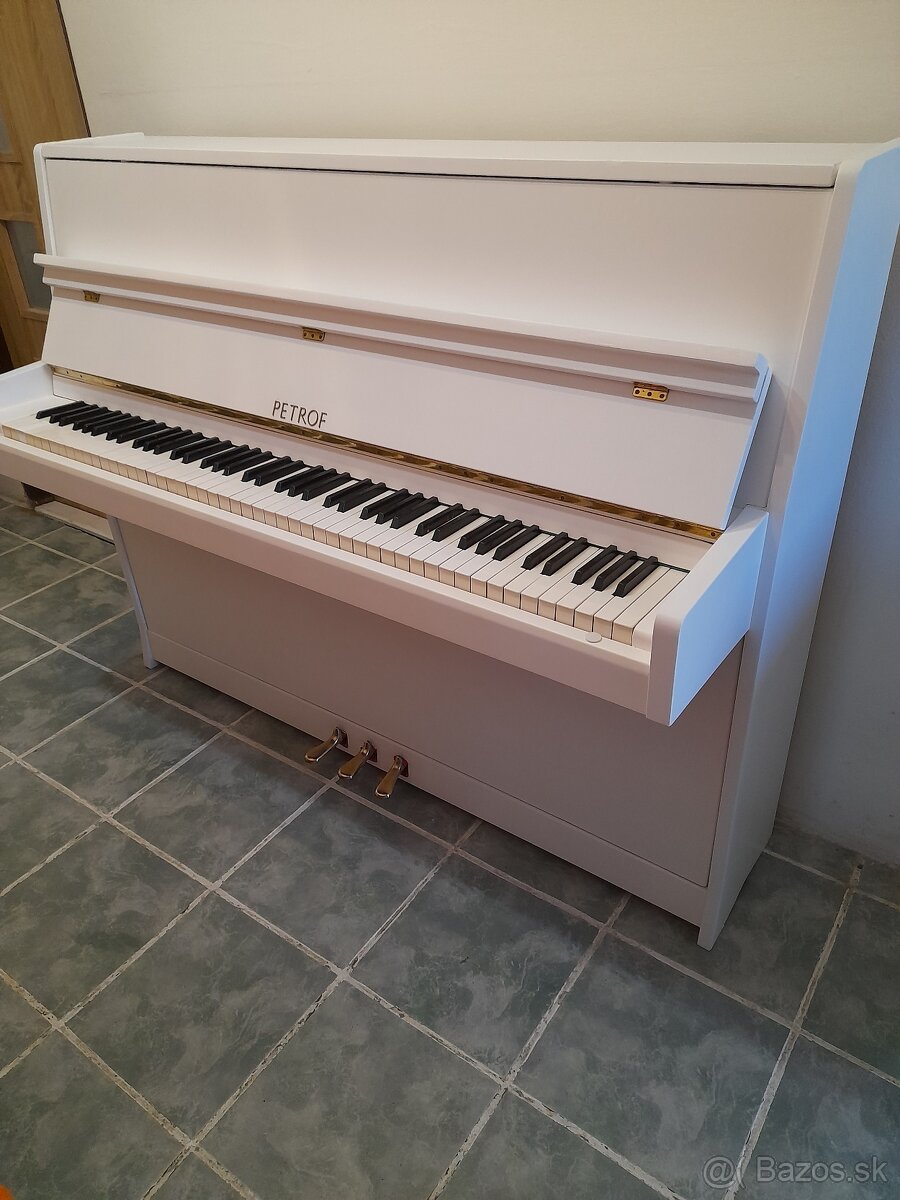 Predám pianíno Petrof troj pedal