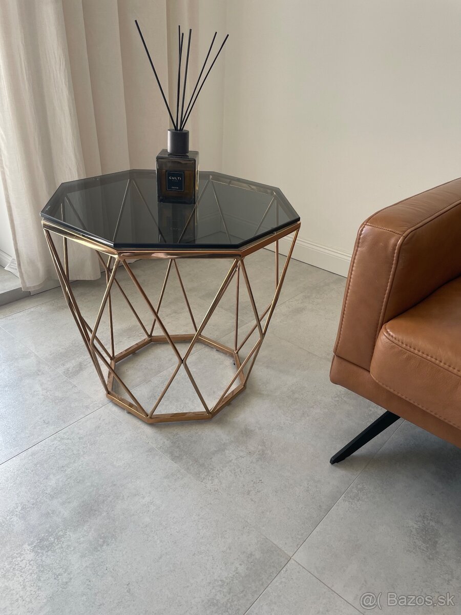 Stolik do obyvacky- prirucny, odkladaci , konferencny 2 kusy