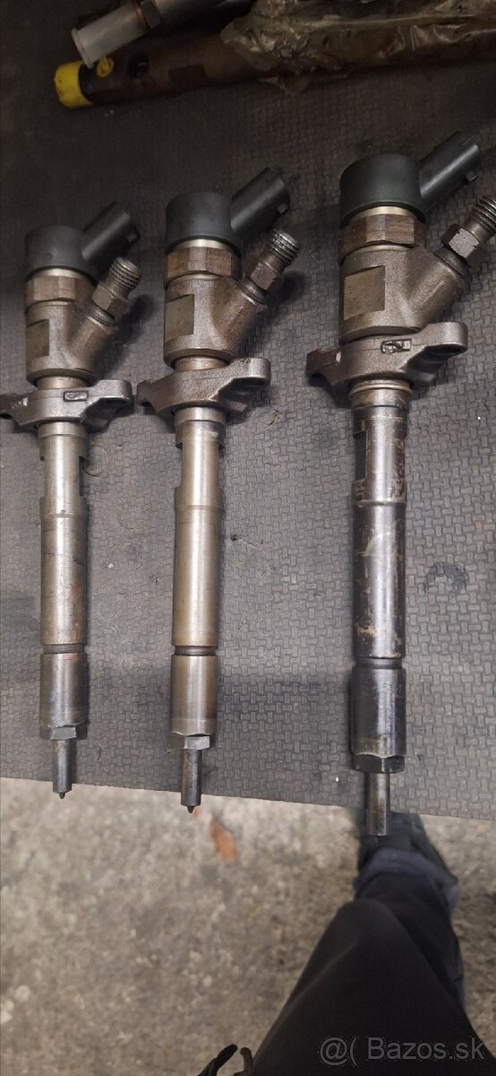 Vstrekovac 1.6 HDI 0445110239