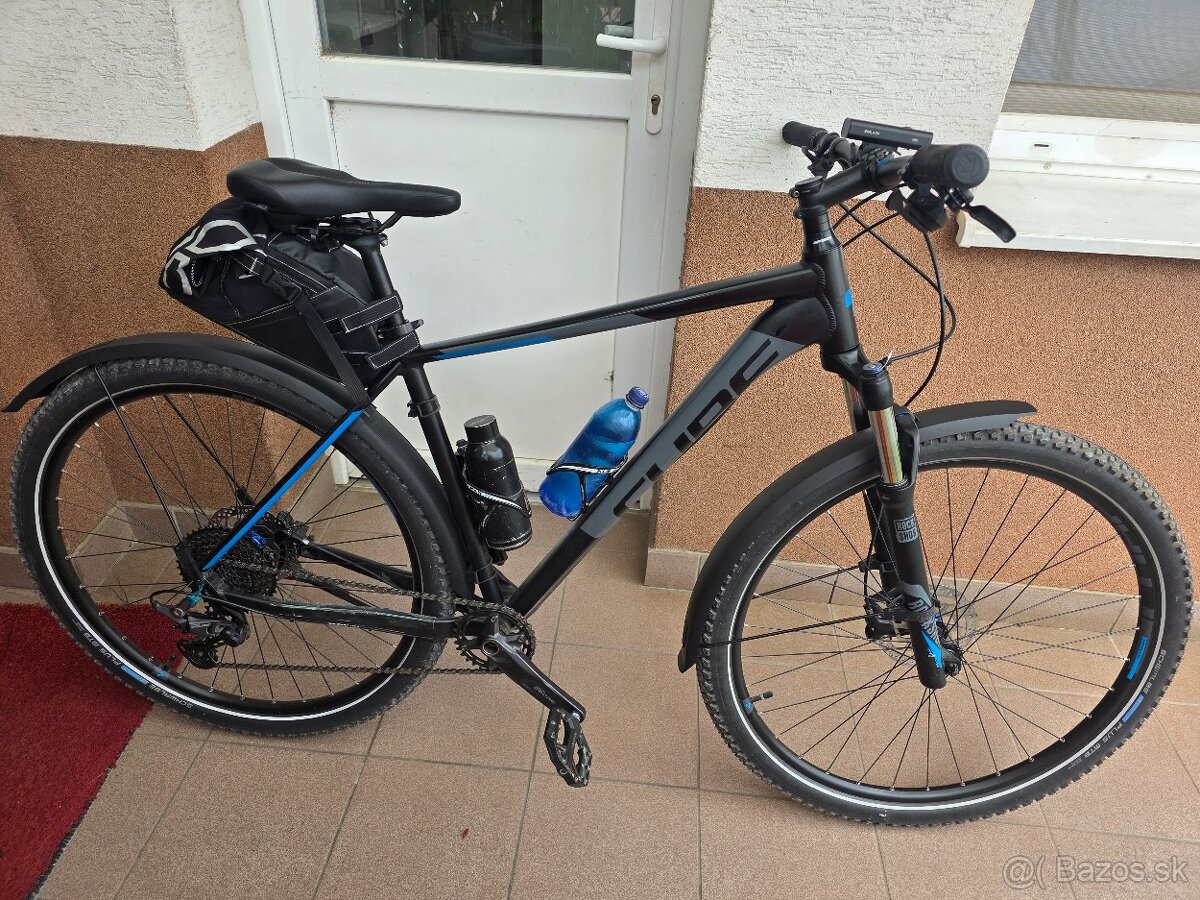 Cube Attention kolesá 29" rám 21"