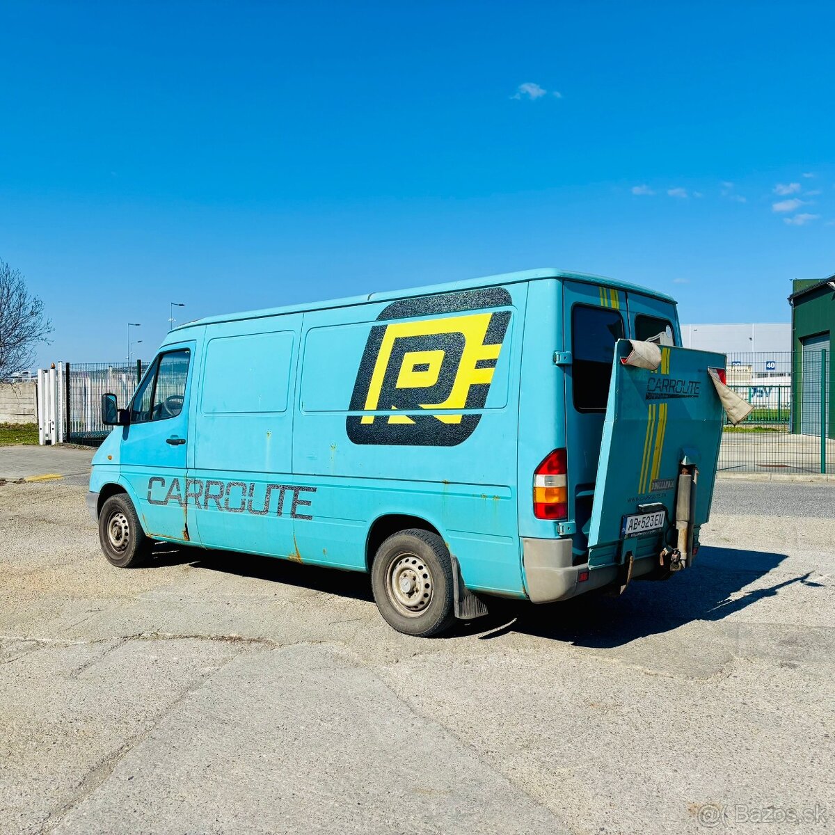 Mercedes-Benz Sprinter 313 CDI – hydraulická plošina