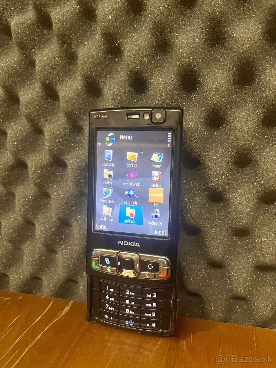 Nokia N95 8gb čierna (ročník 2007)