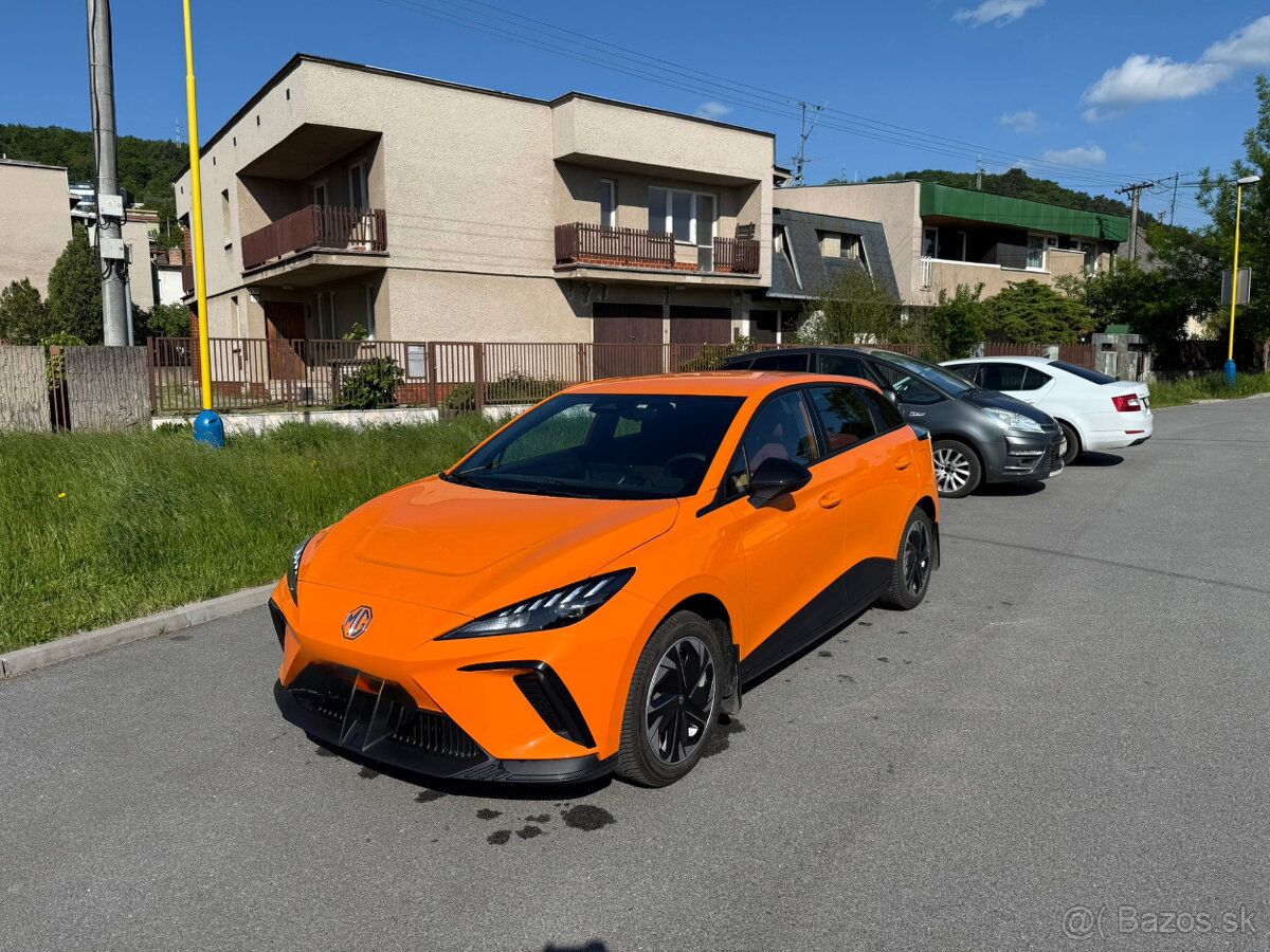 MG4 emotion 125kw 51kwh LFP