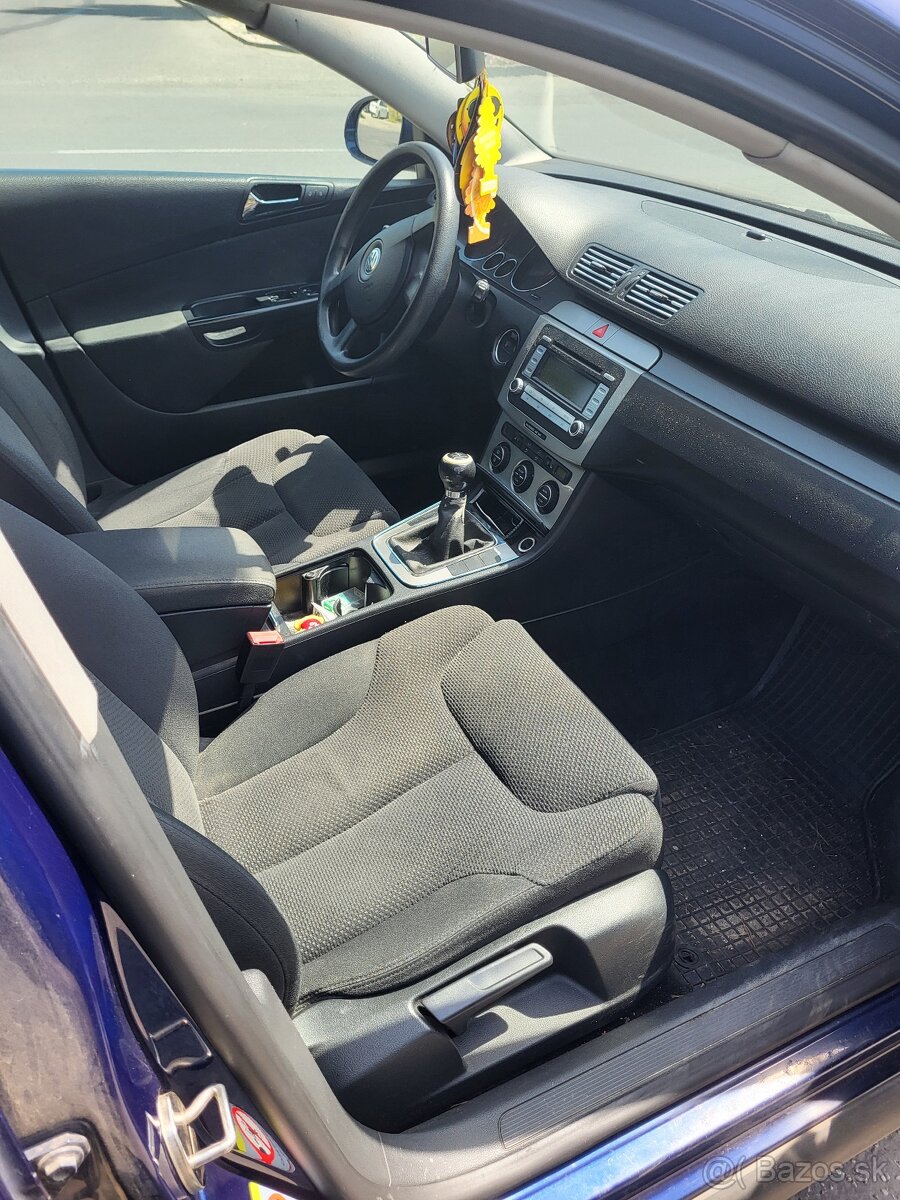 Predam wolkswagen passat B6