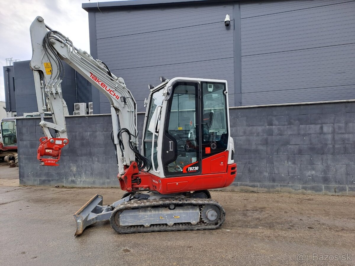 Takeuchi TB230, 660mth