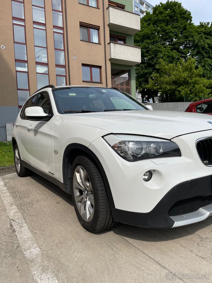 X1 ,benzín Xdrive