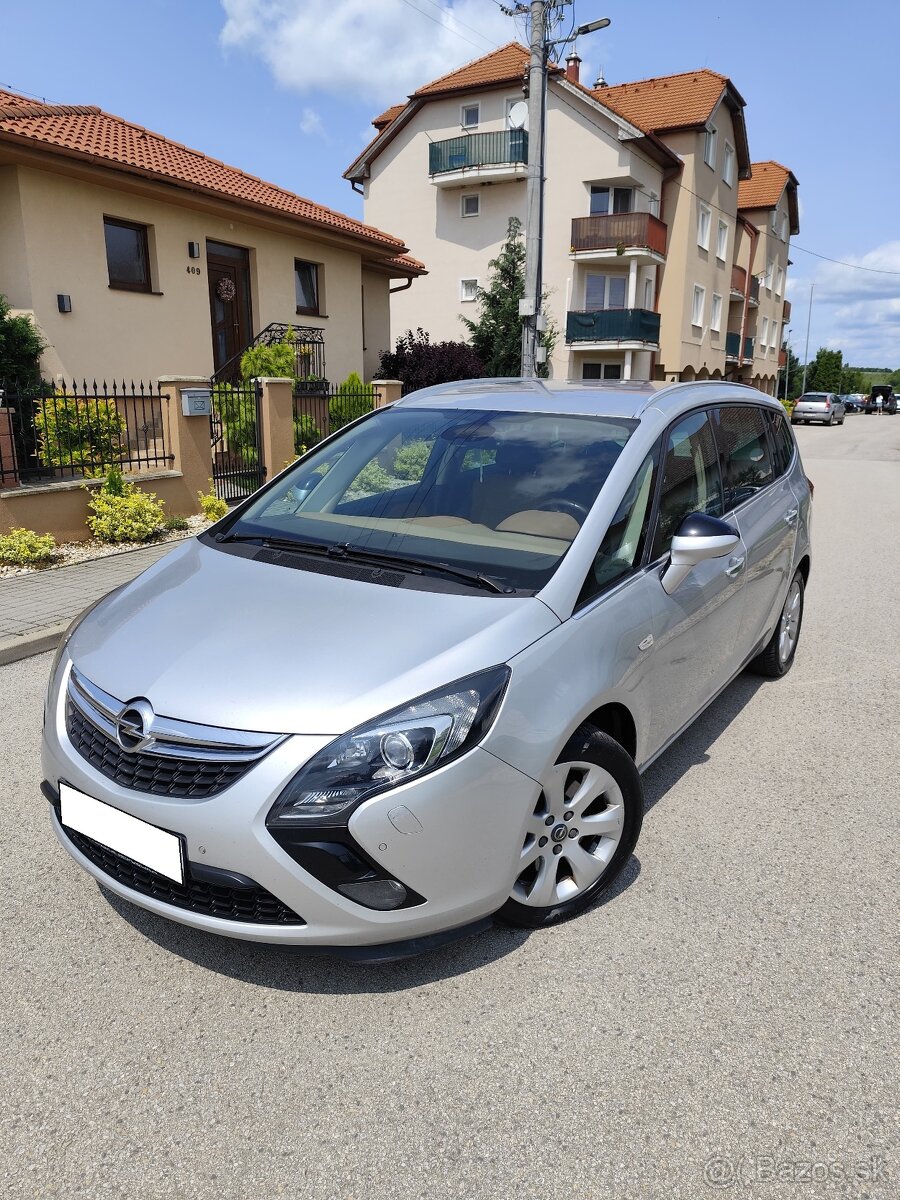Opel Zafira Tourer 2.0 CDTi ECOTEC