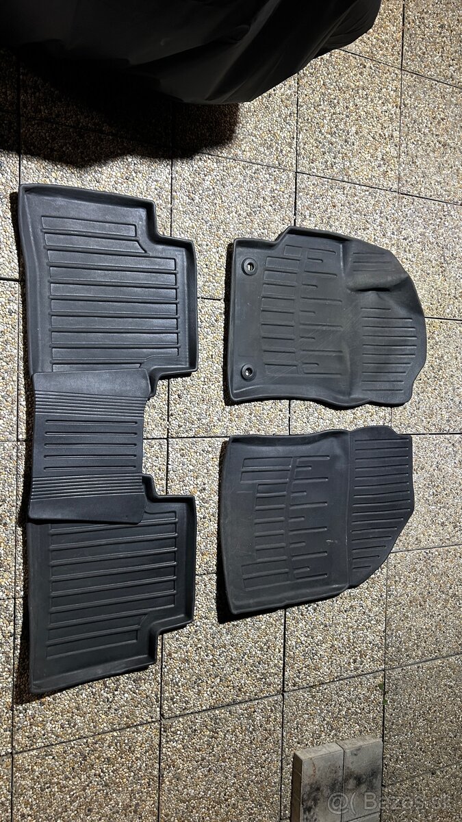 Gumové 3D koberce (TPE), TOYOTA Corolla (E210)