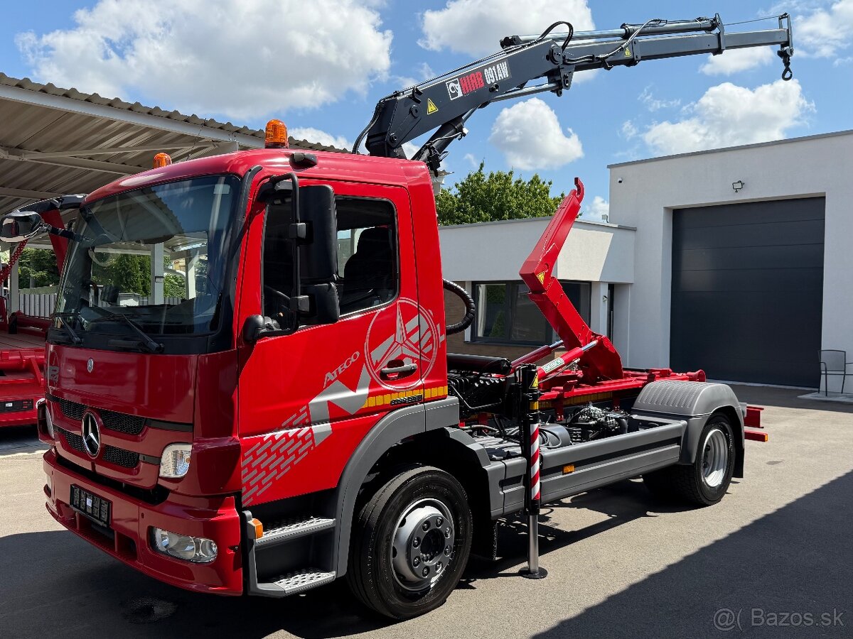 MERCEDES-BENZ ATEGO 1218 HÁKOVÝ NOSIČ 100 HYDRAULICKÁ RUKA
