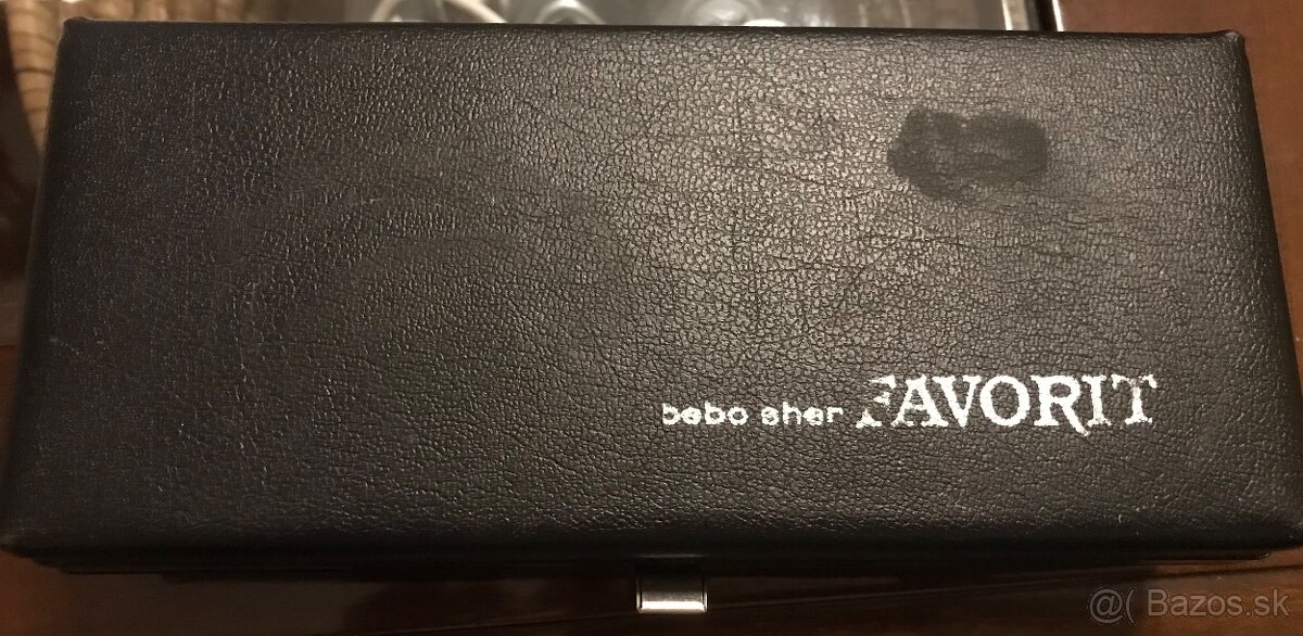 Darujem starší  holiaci strojček