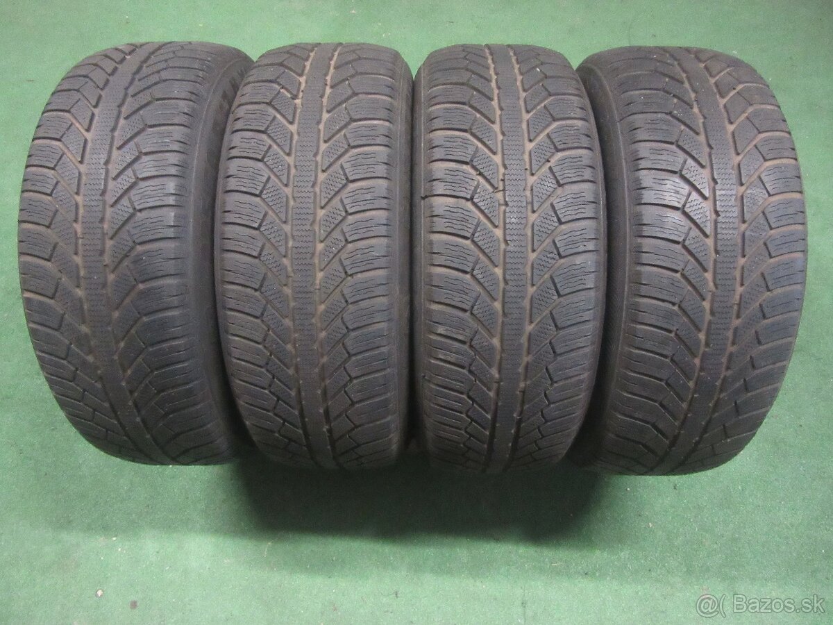 Zimné pneumatiky 225/60R17 semperit