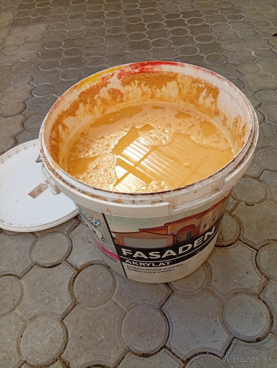 Fasádna farba