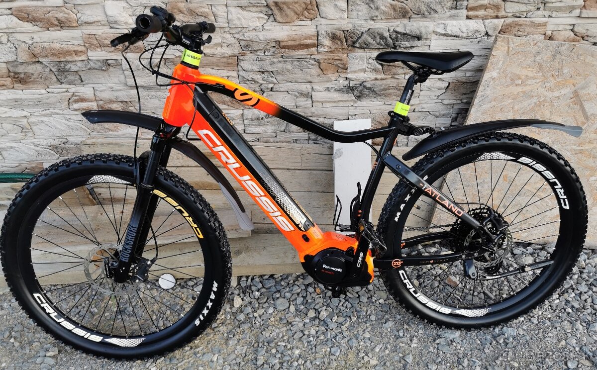 damsky pansky horsky elektrobicykel pneu 27,5 ram 20