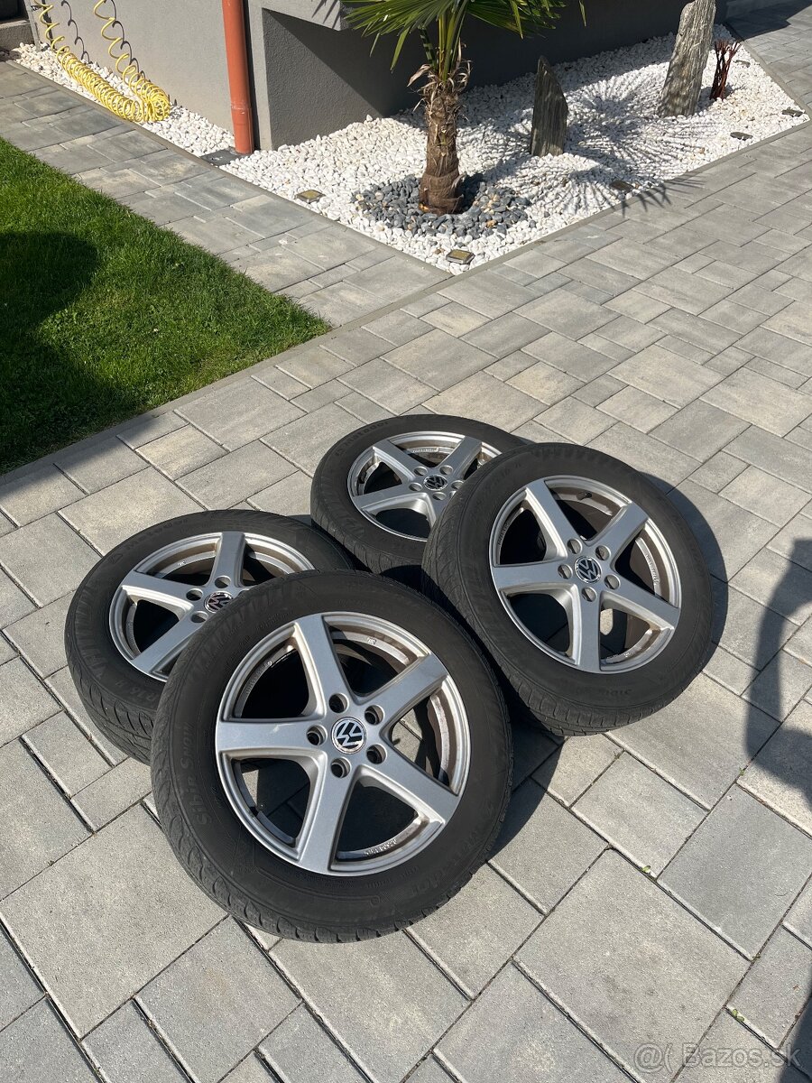 VW Elektróny R16 (pneumatiky)