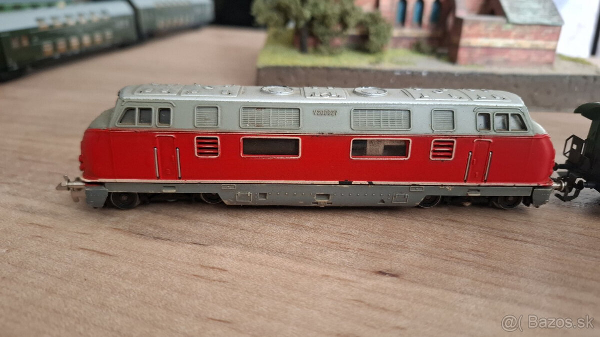 Lokomotiva V 200, TT Zeuke + Bonus.