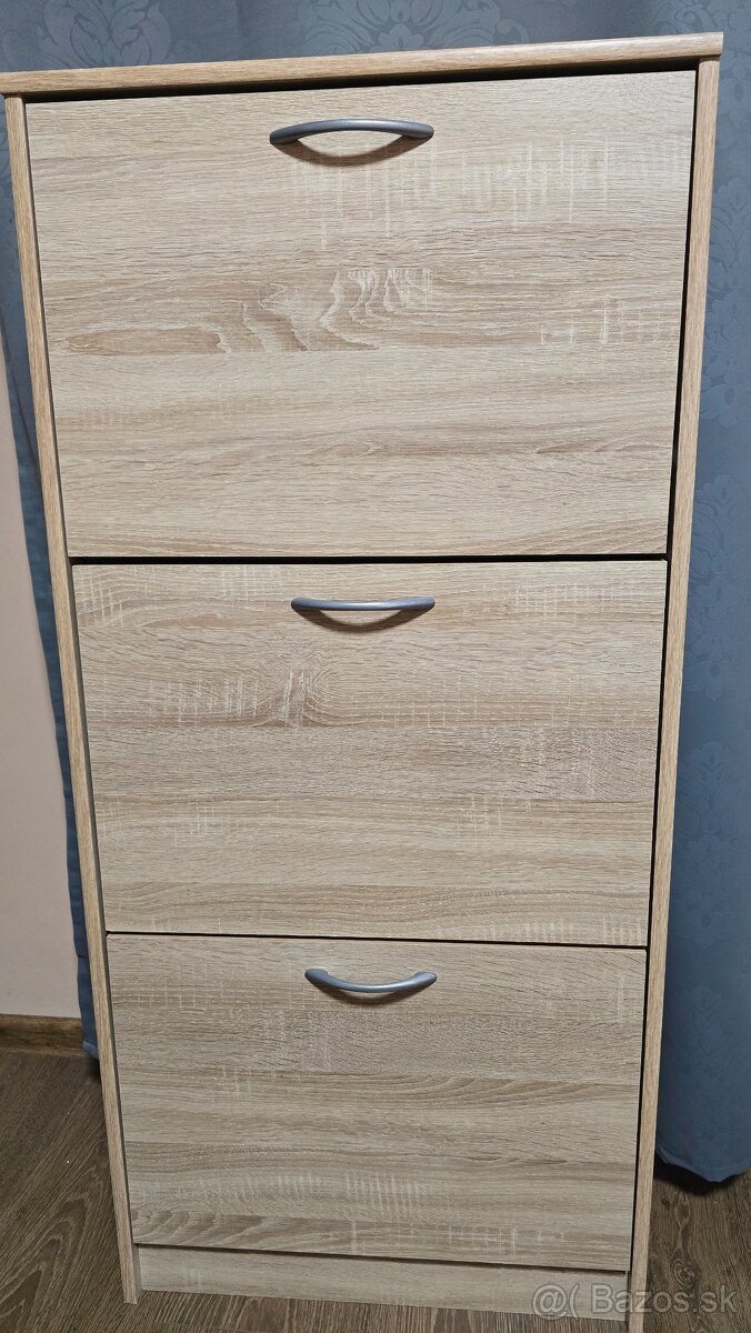 Skriňa na topánky