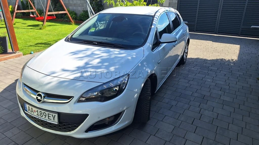 Opel Astra 1.4 Turbo 140k Cosmo A/T