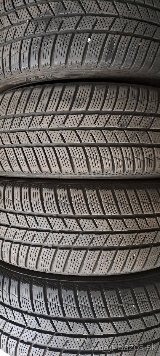 Predám 4ks jazdené zimné 205/55r16-91H Barum