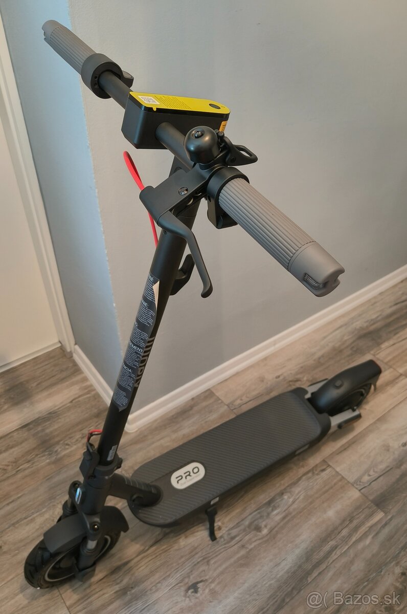Reserved-Elektricka kolobezka Xiaomi Electric Scooter 5 Pro