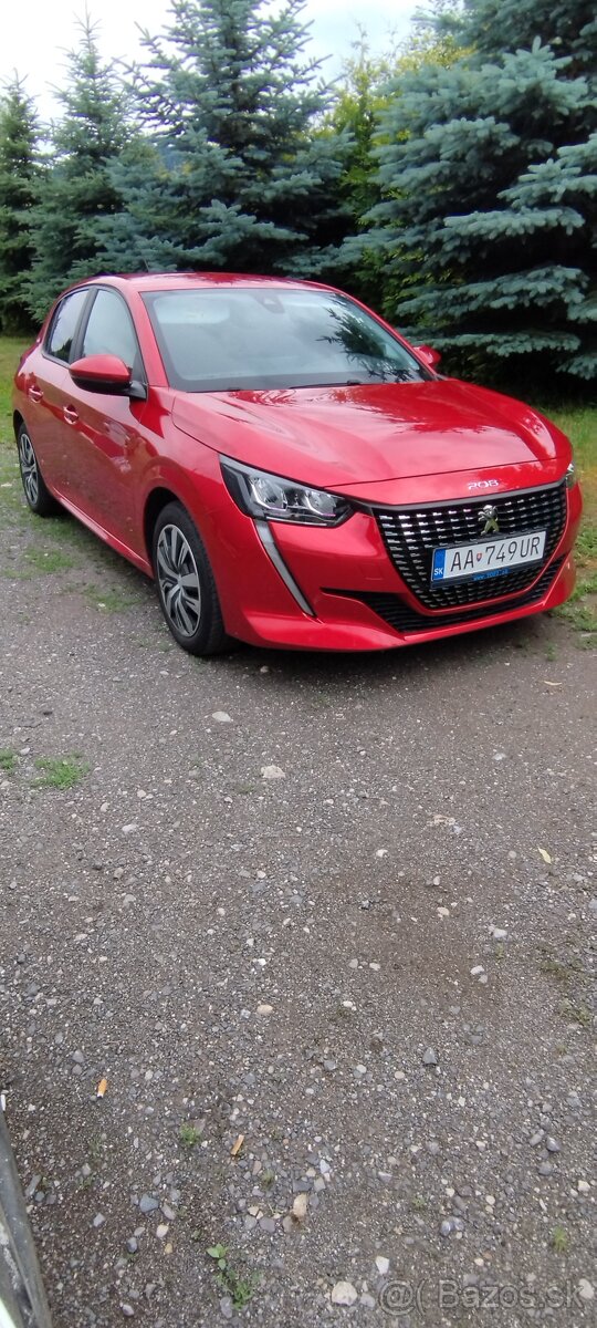 Peugeot 208 1.2 benzín