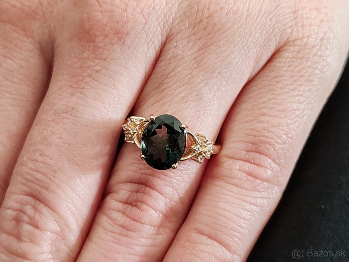 Prsteň zo 14ct žltého zlata s 2,64ct Turmalínom a Zafírmi