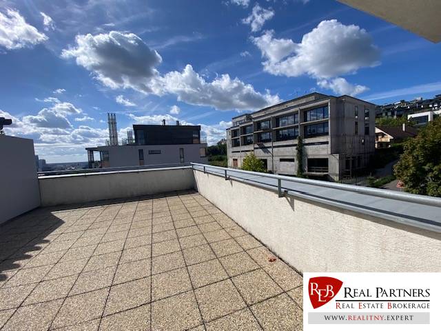 Prenájom 2 izbový 78 m2 + 30 m2 terasa,novostavba Koliba,zar