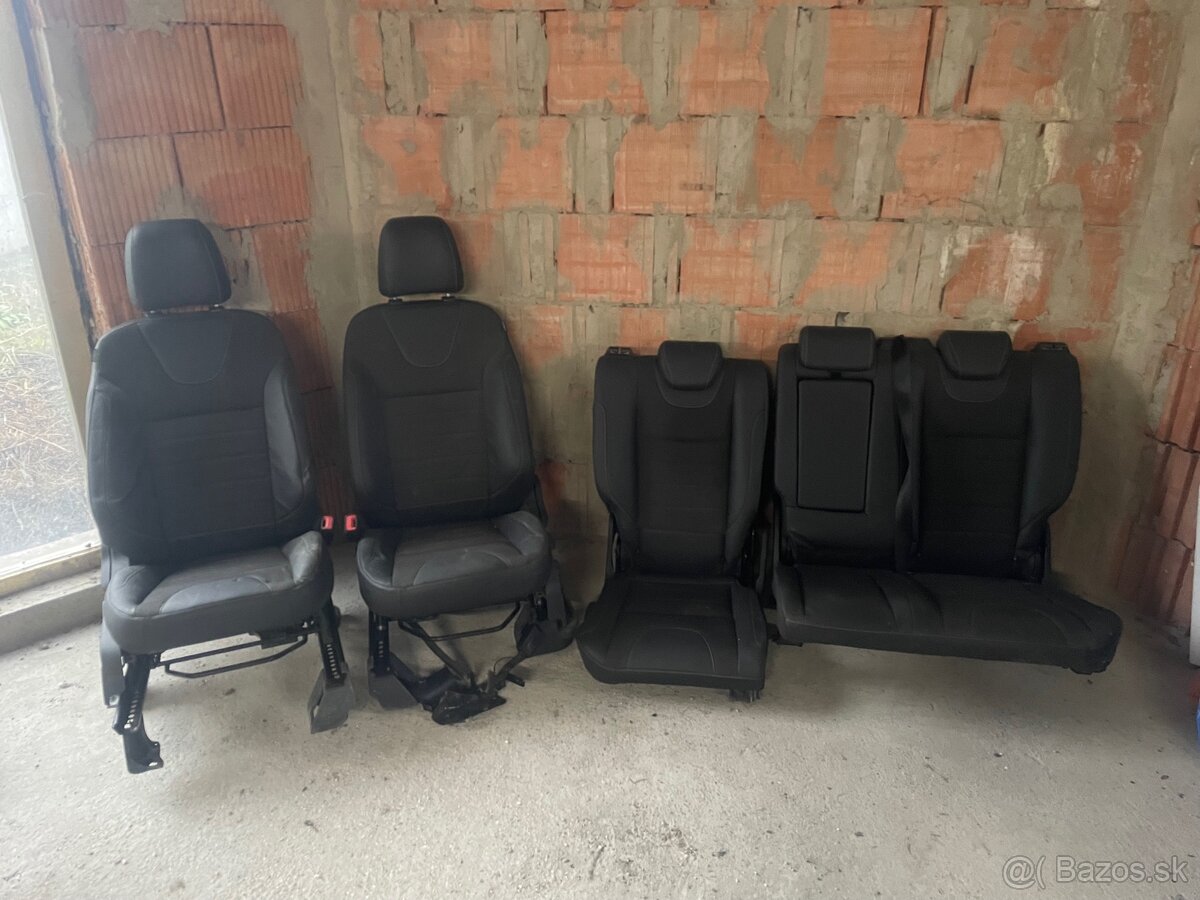 Sedadla Ford Kuga