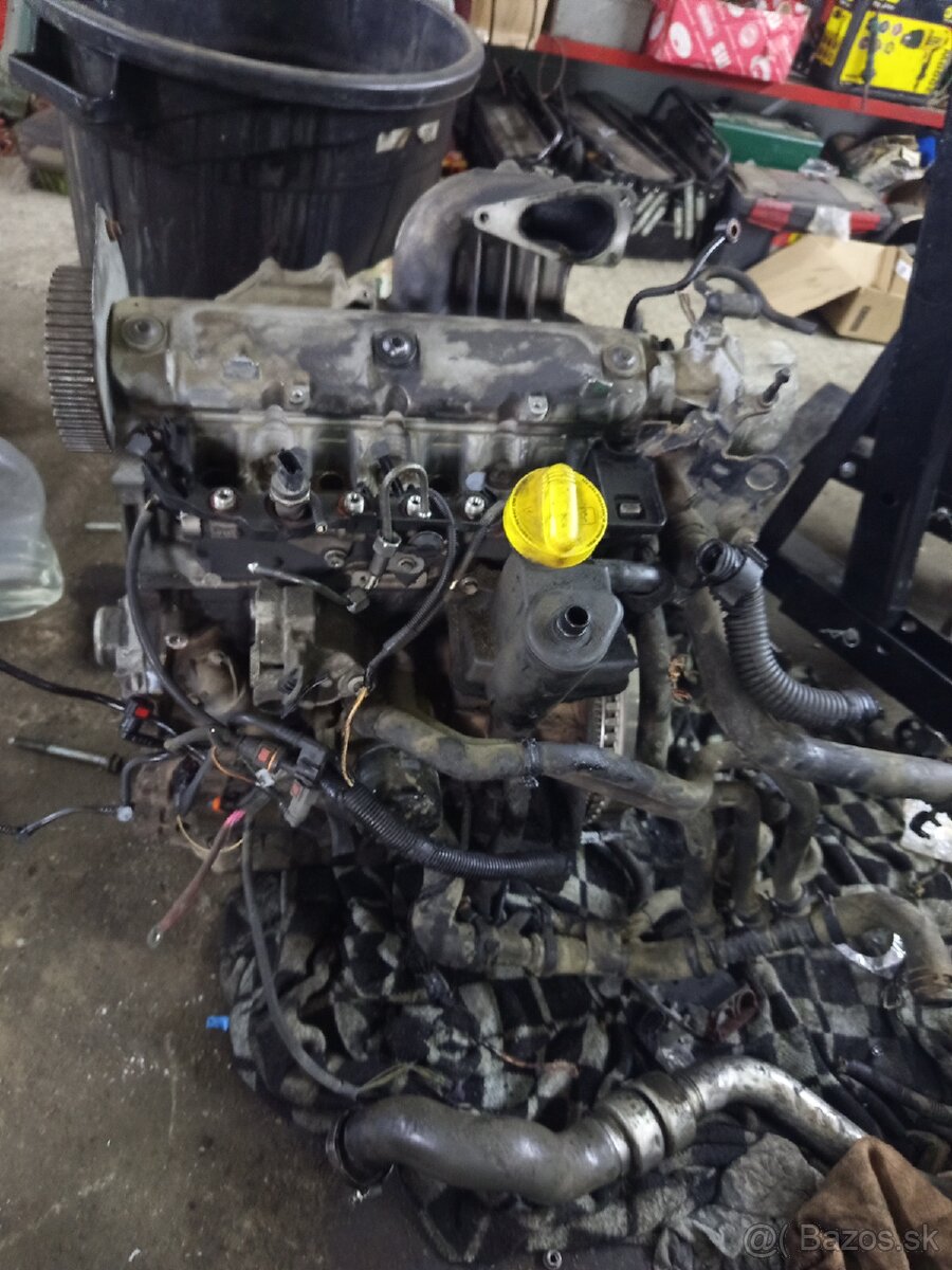 1.9 96kw Vitara vivaro Renault holomotor