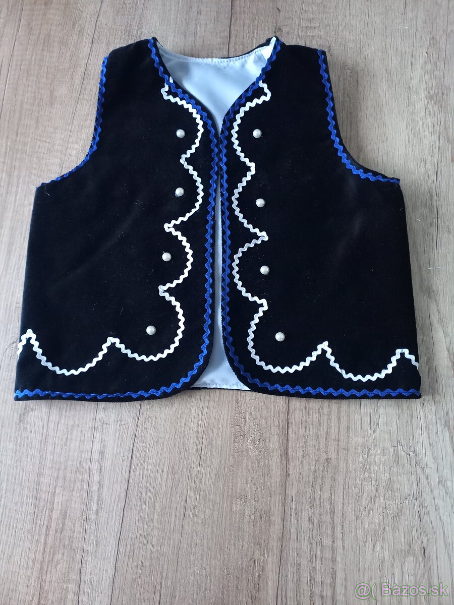 Detská folklórna vesta.