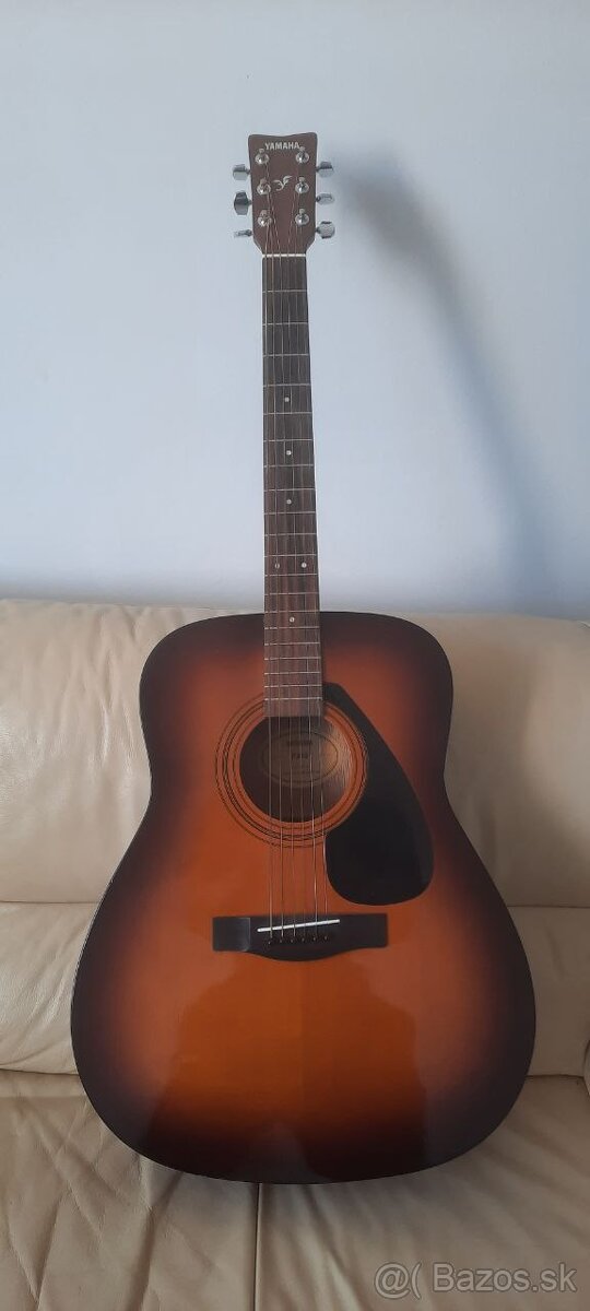 Gitara YAMAHA F310