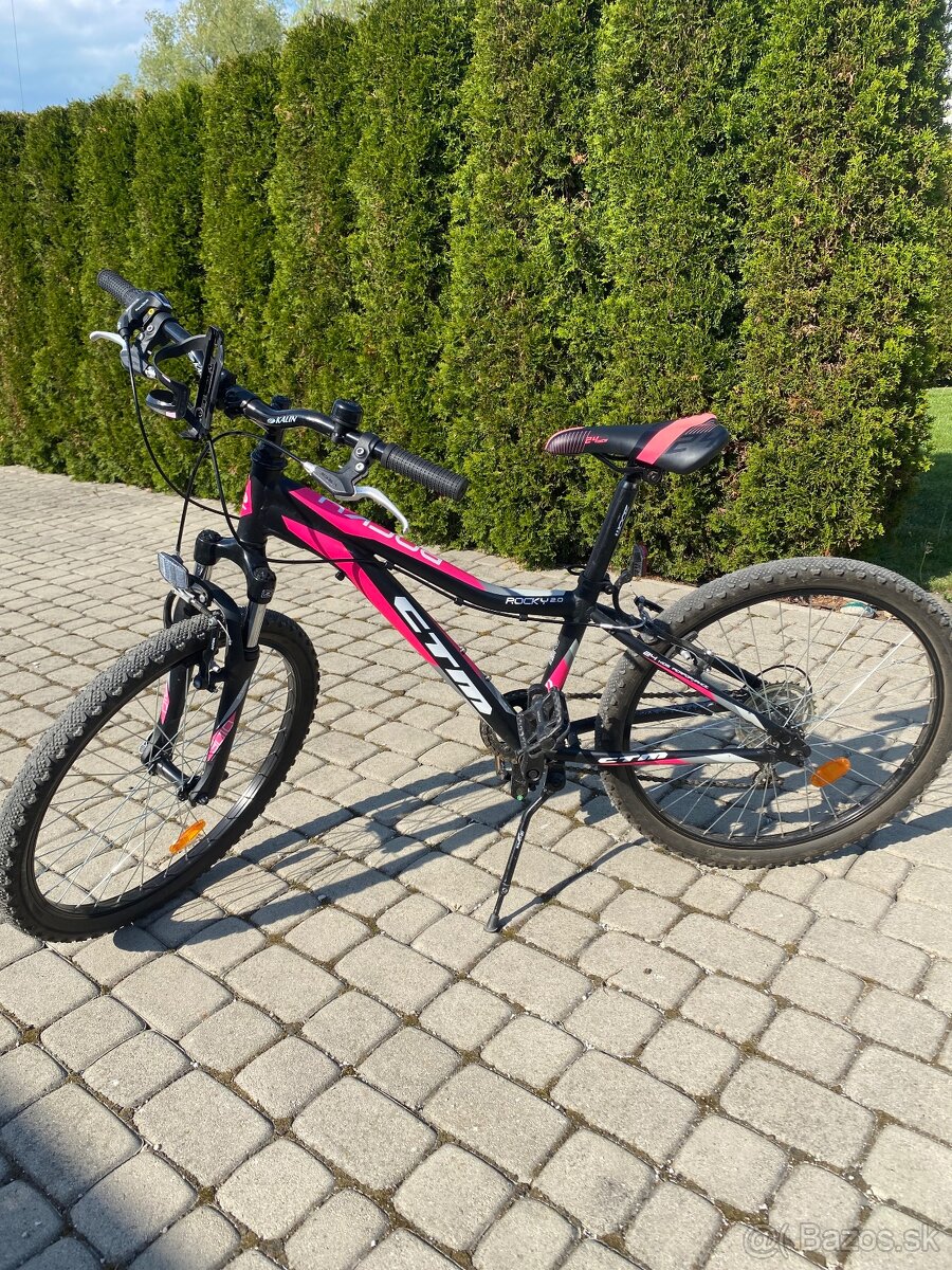 Dievčenský bicykel Rocky 2.0
