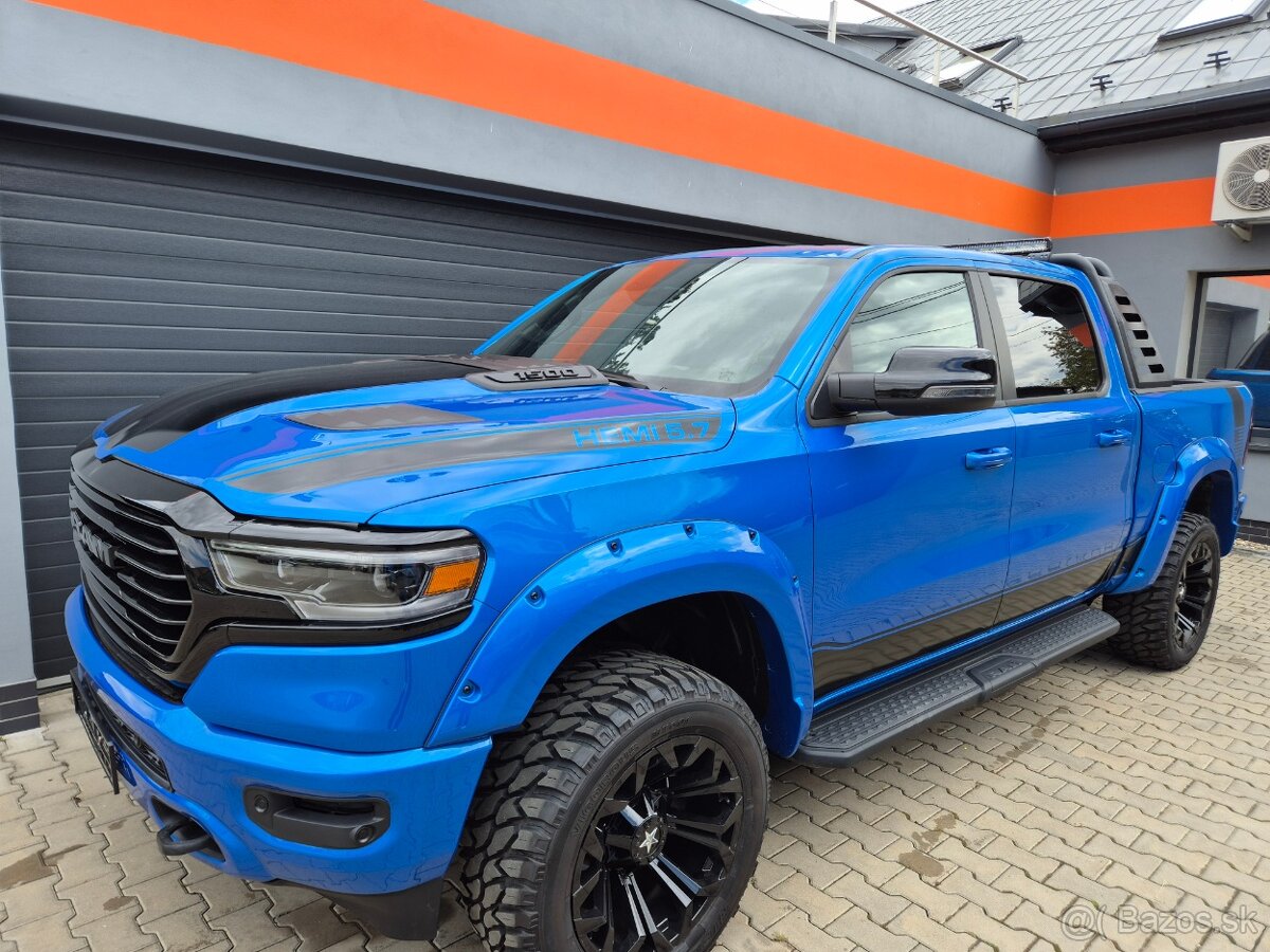 DODGE RAM 1500 5,7 HEMI BUILT TO SERVE 2023