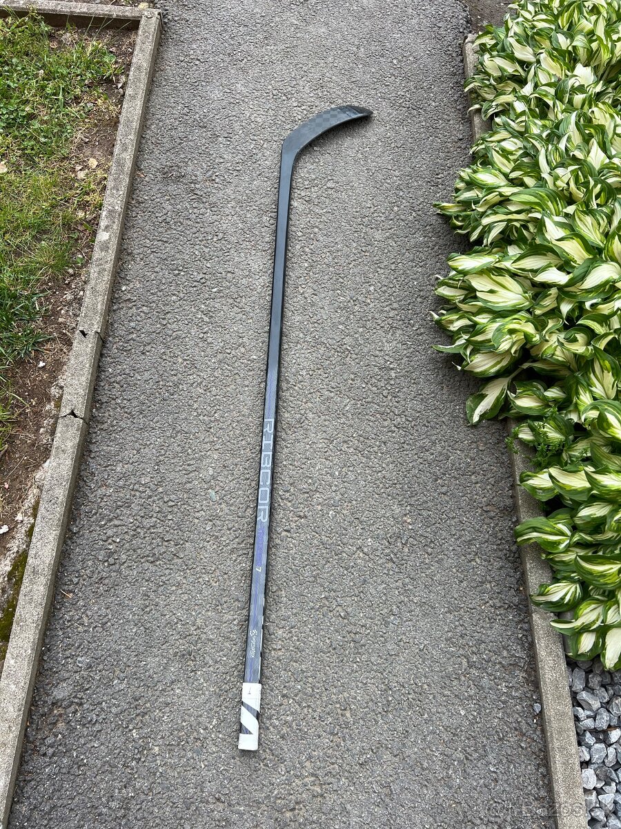 Spajane hokejky