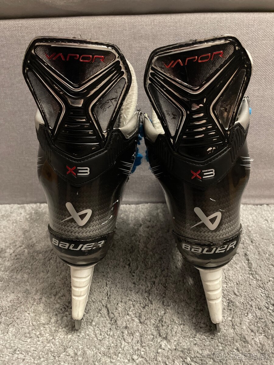 Bauer Vapor x3