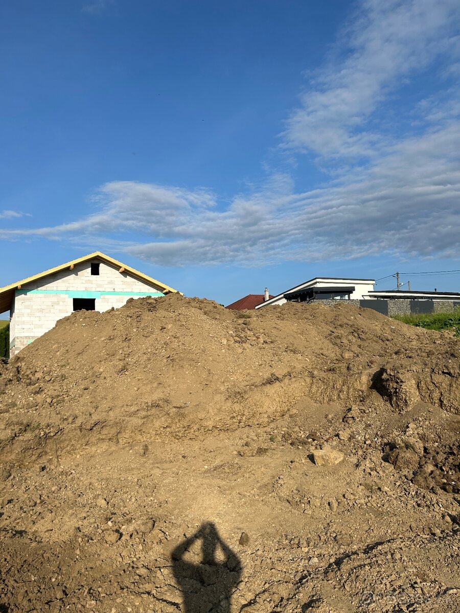 Zemina z výkopu