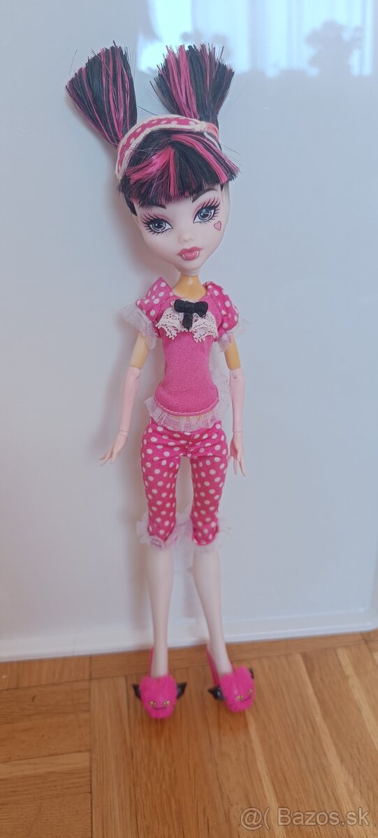 Monster High Draculaura Dead Tired