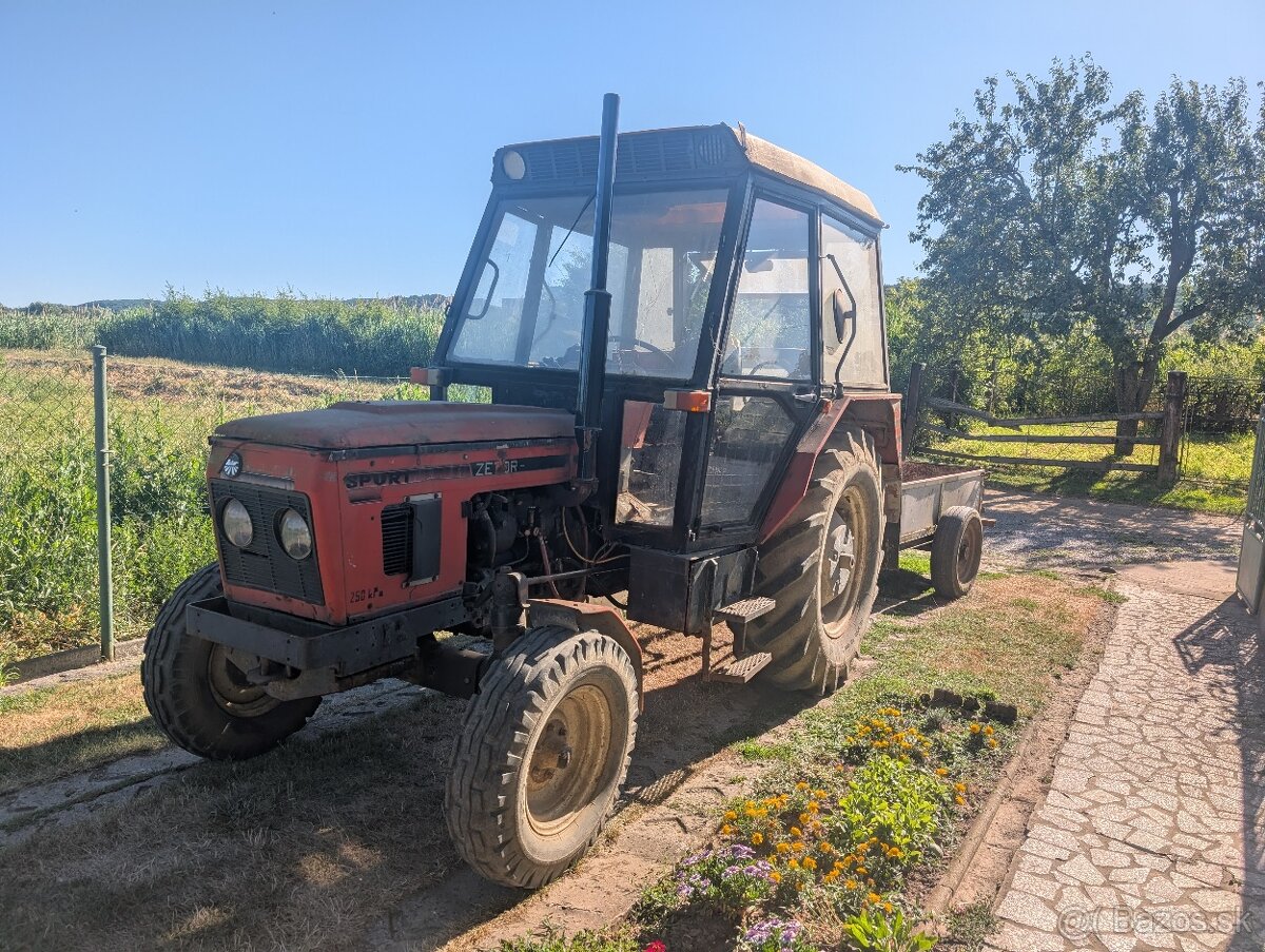 Traktor Zetor