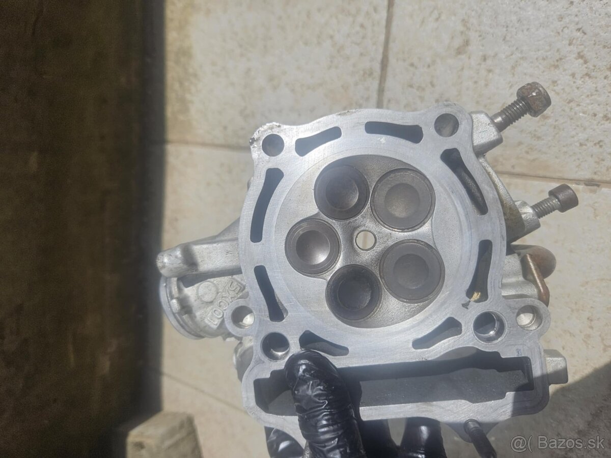 yamaha yz250f 2007 komplet hlava