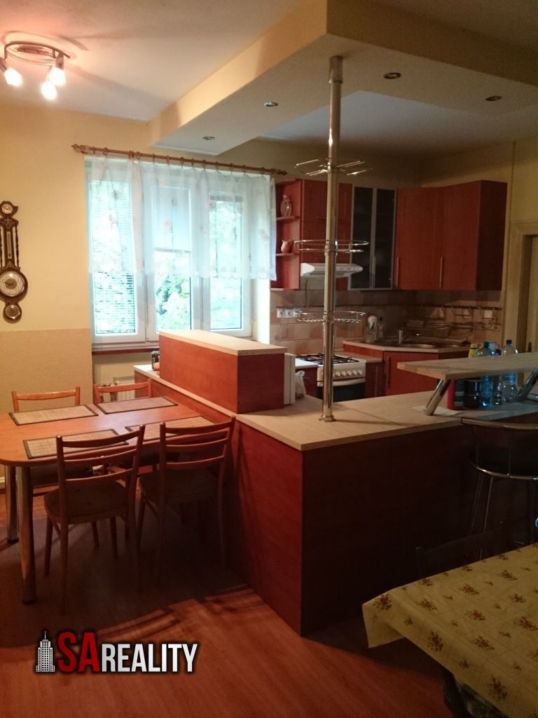 Ponúkam prenájom priestorov v dome Veľký Ďur